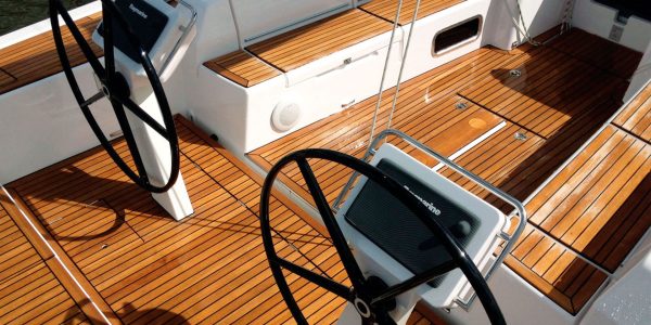 Deck replacement by MarinArt. Anti-slip and composite deck coverings, wood for deck floors.